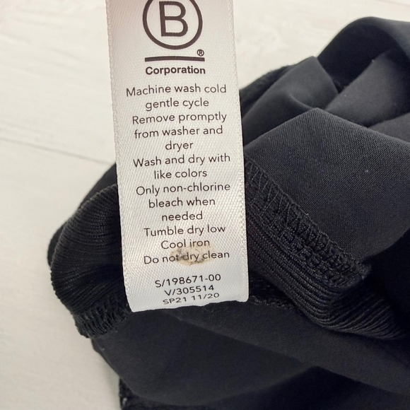 Athleta Brooklyn Ankle Pants Black Womens 6 Athletic Pull On Pockets Lightweight - Picture 11 of 16